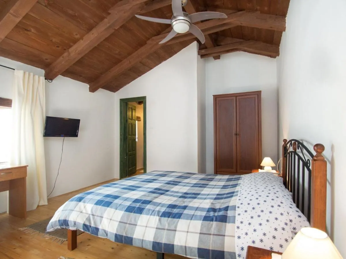 Wonderful Holiday Home In Pula